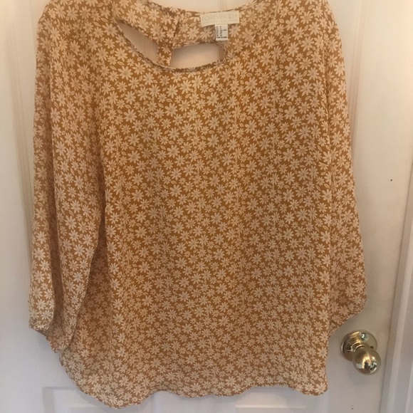 Forever 21 plus size blouse size 1xl - Picture 1 of 3